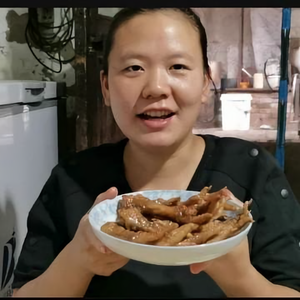农家菜小娥头像