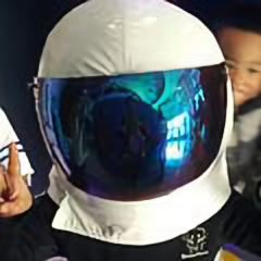 LEO粑粑头像