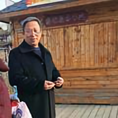 回头一笑156750186头像