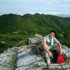 危友华头像