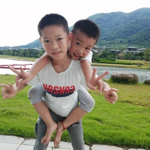 游离在城乡的边缘头像