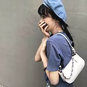 不爱吃肥肉的学姐头像