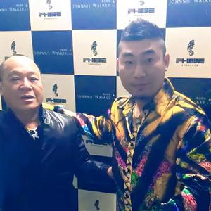 挺OK一个帅哥头像