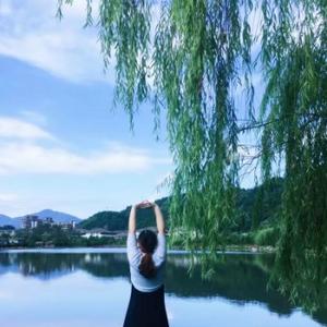 “秋秋”头像