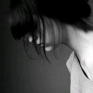 小情绪emm头像