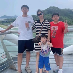 小爽的生活Vlog头像