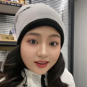 爱笑的大头晶头像