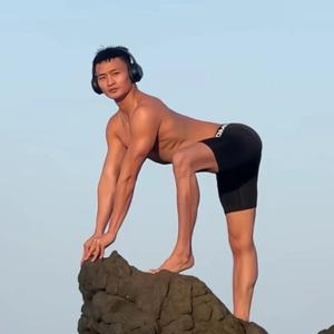 三张大叔头像