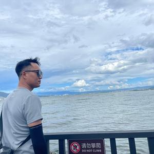 Mr李婚礼跟拍头像