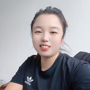 大牙姐刘洋头像