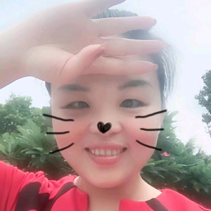 伊伊呀呀头像