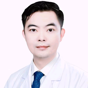 张超医生在路上头像