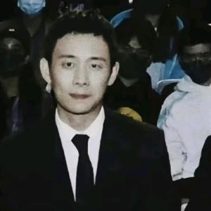 译（柿子左重度依赖）头像