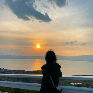 黄黎超头像