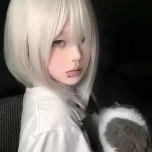 梨语jiejie头像