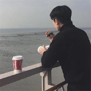 仁爱帅男头像