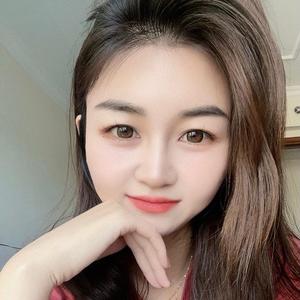 爱收藏的文文头像
