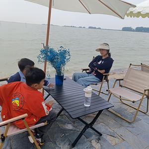 三个儿子的妈妈头像