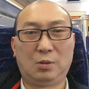 老黄爱旅行头像