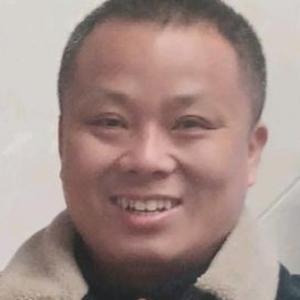 户外刘一锤头像