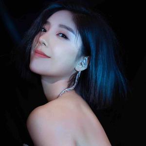赵奕欢Chloe头像