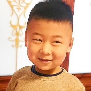 临窗听雨OK头像
