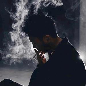 秋风起叶落头像