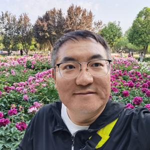 老纪扶犁经济学头像