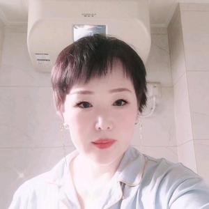 蓝魅革头像
