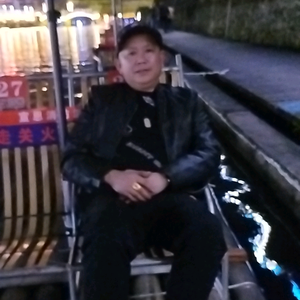 孤单两相望头像