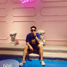阳仔罓蔽日千云头像
