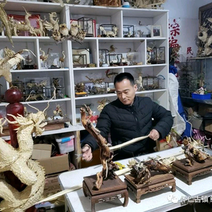 草编哥降米唐草店头像