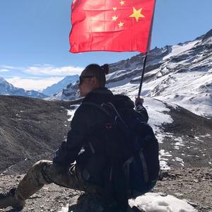 小镇英雄青年！头像