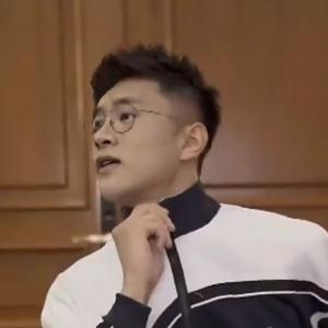 热烈的马（阿废）头像