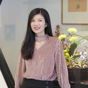 影音室小杨姐头像