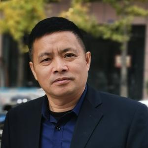 亮平视角头像