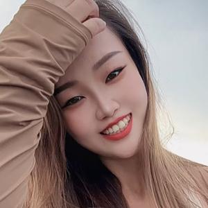 溱溱（朱妹儿）头像