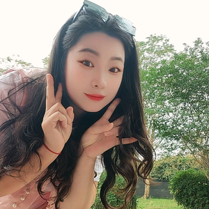 爱哭爱笑的小姐姐头像