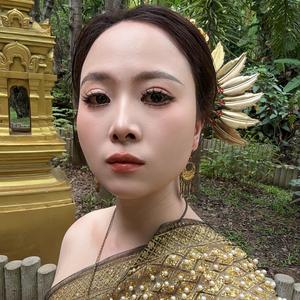 飞姐头像
