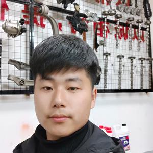 上海阿龙修车（烧机油、底盘整备）头像