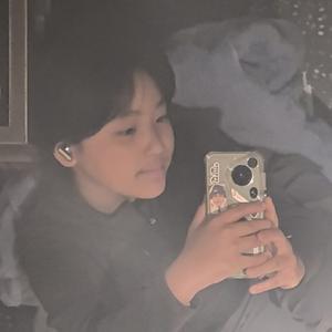 东东奶奶贾头像