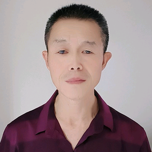 孝芳头像