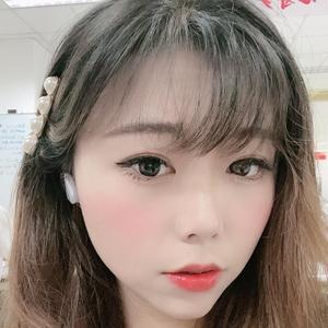 Christina璐璐头像