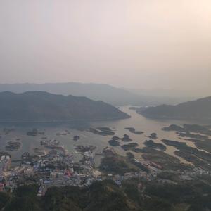 奥特曼打小怪兽头像