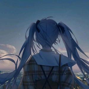 新一不是一本一 头像