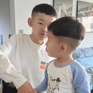 曾小哥&人生百态头像