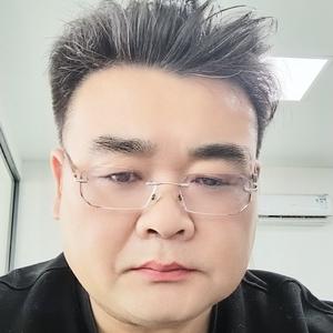 山城小铭哥头像