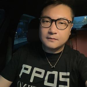 顾喜德头像