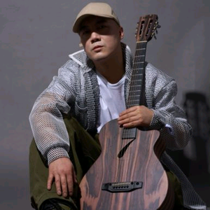 南门乐队队长宝哥哥头像