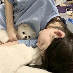 小喻头像